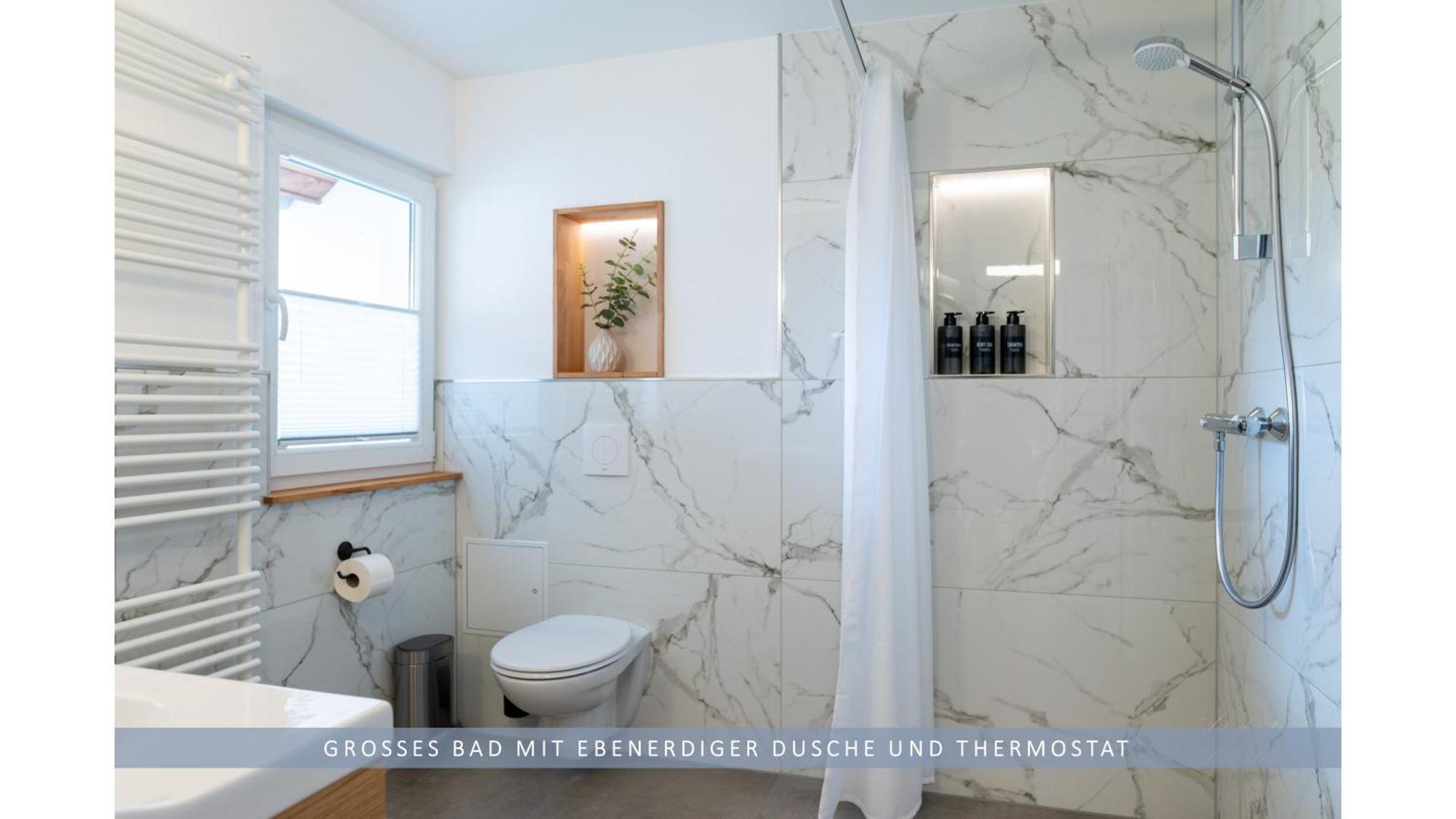 Apartment Leinetal - Bester Schlafkomfort In Hochwertiger Hotelbettwaesche, 3 Zimmer - Grosse Kueche, Duschbad & Parkplatz 诺特海姆 外观 照片